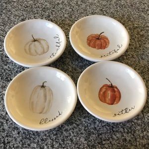 Set/4 Thanksgiving small dip dishes